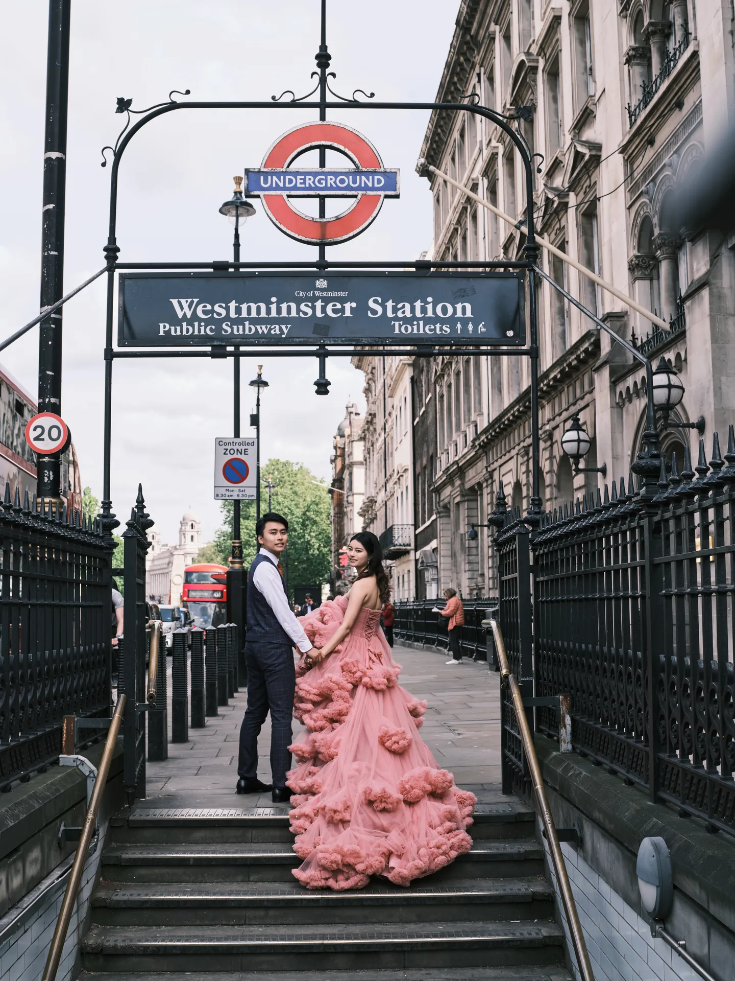 Two looks, one London story., frame 2